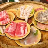 听朋友说附近新开的店   还有优惠哦