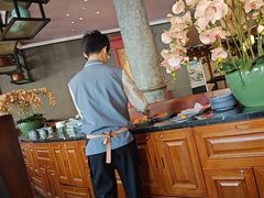 -八府香鸭·啫啫煲(华山路店)