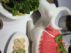 -德天肥牛海鲜火锅(城西银泰店)