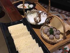 -左庭右院鲜牛肉火锅(新梅广场店)