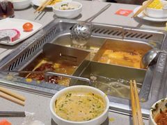 -海底捞火锅(高新万达店)