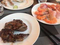 -东西风牛排馆周末烧烤自助(首都机场希尔顿店)
