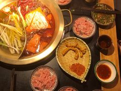 -王婆乔鲜鱼自助火锅(蜀汉路店)