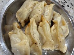 -黄阿姨锅贴大王(万航渡路店)