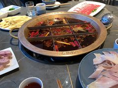 -长嘉·河图火锅(长嘉汇江景旗舰店)
