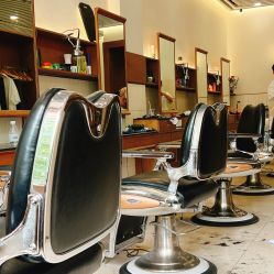 -MARTIN'S BARBER SHOP男士理发馆