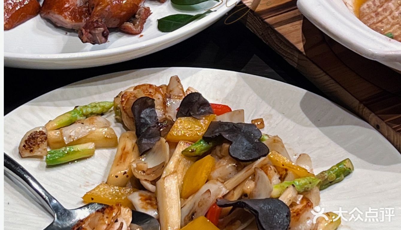 来广西怎能不看山水，来南宁怎能不吃桂小厨？