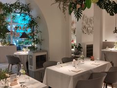 -春树下·树屋花房西餐厅(罍街AS1980店)