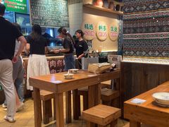 -云阿蛮云南生烫牛肉米线(奉贤路店)