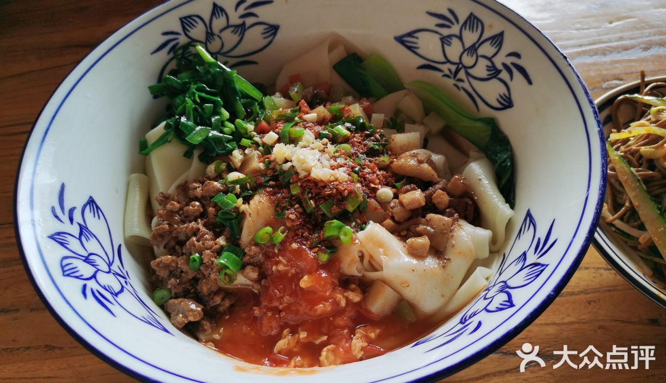 太乙长安道外面的临街铺面