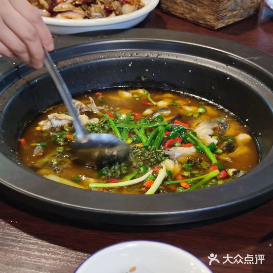 蒸汽石锅鱼(古镇店)