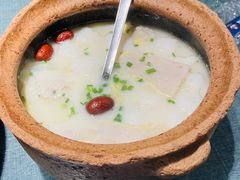 汤逊湖活鱼元肉元-全聚贤餐厅·湖北家常菜(沙湖店)
