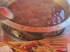 -拈签一笑黄牛肉辣卤串串