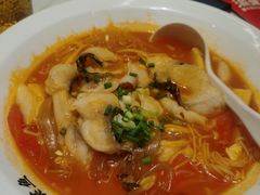 -渝是乎酸菜鱼(龙旗购物中心店)