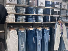 -优衣库(上海正大广场店)