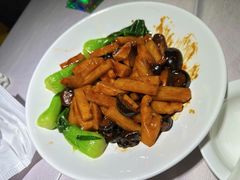 -鸭王烤鸭店(三里河店)