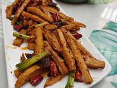 牛干巴炒藕条-云海肴·汽锅鸡·云南菜(曲江大悦城店)