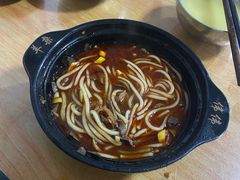 -伟伟羊杂馆