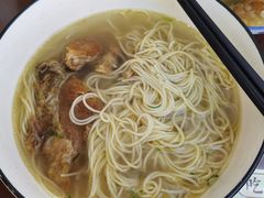 -百年老字号·观振兴蟹黄面·三虾面·苏式面(观前街富仁坊巷店)