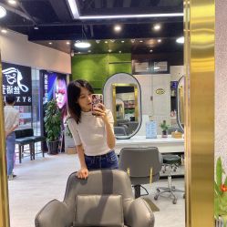 -丝语萱形象