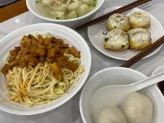 -老西白点心店