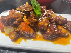 -万重锦·人文川菜馆(骡马市店)