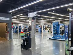 -迪卡侬(顺峰山店)