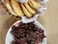 -闫家驴肉老店(华电一校店)