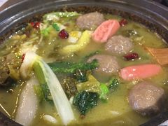 -周鱼小馆石锅酸菜鱼(活力汇店)