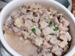 香芋蒸排骨-费大厨辣椒炒肉(高铁吾悦广场店)