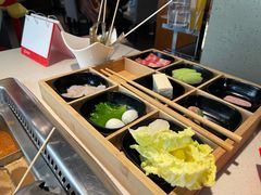 -海底捞火锅鲜切牛肉主题店(长寿路店)