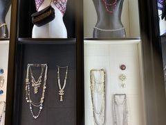 -CHANEL BEAUTÉ(圆方店)