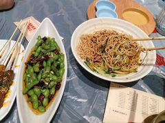 -肥肥虾庄·金牌油焖大虾(杨园滨江时代walk店)