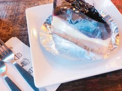 -莓园冰淇淋店