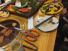 -炼火烤肉店