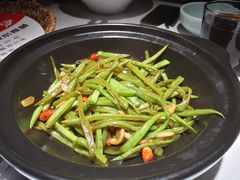 砂锅扁豆丝-雲蜀龙阁·金牌水煮鱼(方庄店)