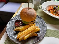 -老别墅西餐厅.酒馆(西堤店)