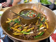 -牛喵喵铜锅牛肉馆
