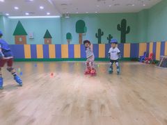 -乐翔轮滑(中庚漫游城店)
