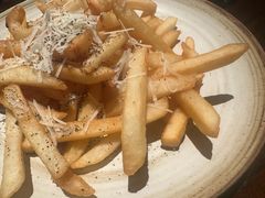 -Brut Eatery Wine Bar & Restaurant (建国东路店)