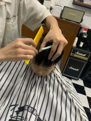 -MARTIN'S BARBER SHOP男士理发馆