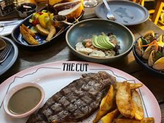 -THE CUT Rooftop顶楼牛排餐吧(环贸iapm店)