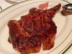 -Wolfgang’s Steakhouse 沃夫冈牛排馆(上海白玉兰广场店)