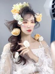 -挪娅婚纱摄影皇家会所