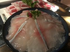 -老牌坊云南鱼豆花火锅(哈西万达店)
