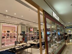 -阳光世纪奥特莱斯店