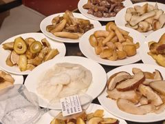 -天宜隆蘑菇宴火锅(石景山旗舰店)