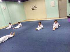 实拍-浛道跆拳道·拳击·体适能