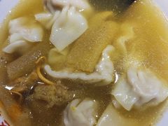 -八二小区抄手(龙湖上城天街店)