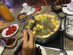 高钙牛骨原汤锅-大喜牛鲜牛肉火锅(营迹路店)